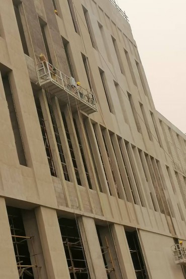 外墻抹面砂漿+掛網(wǎng)格布施工